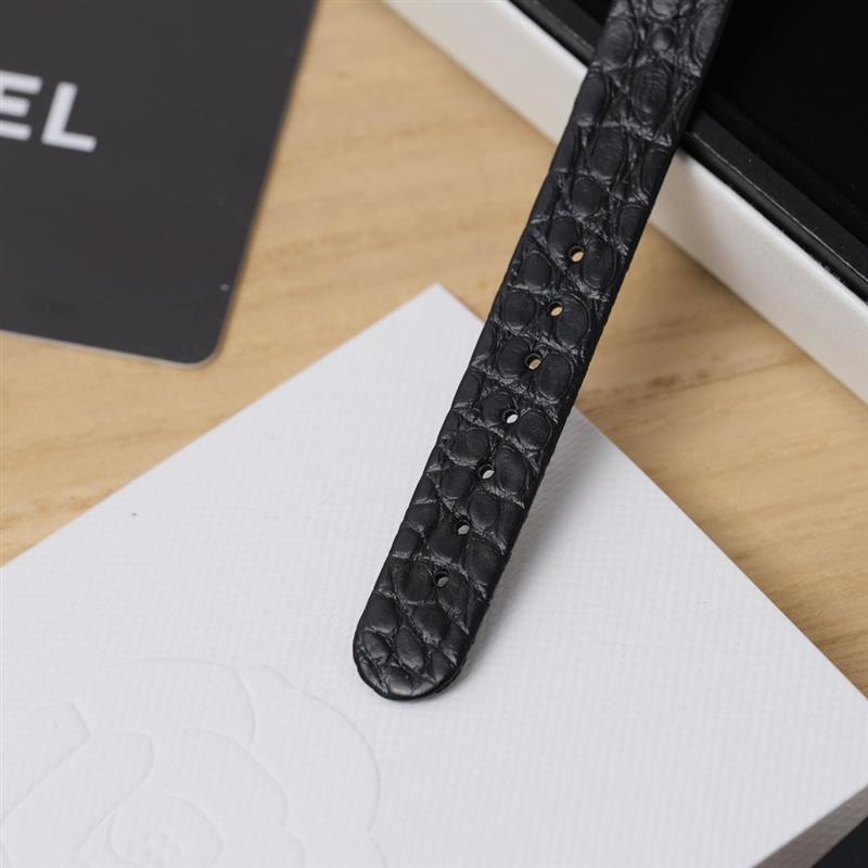 202457162345193 1000